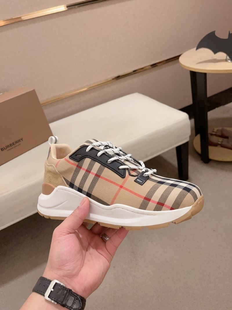 Burberry Low Shoes